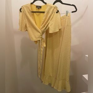 Lulus lemony polka dot set
